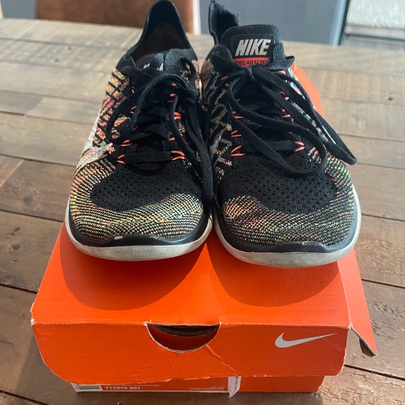 Size 6.5 Nike Free 4.0 Flyknit - Multicolor - Picture 1 of 6
